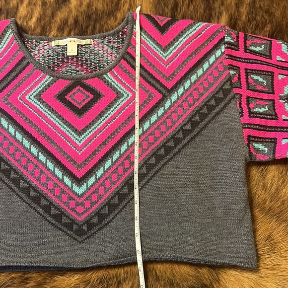 aztec cropped sweater - Picture 2 of 3